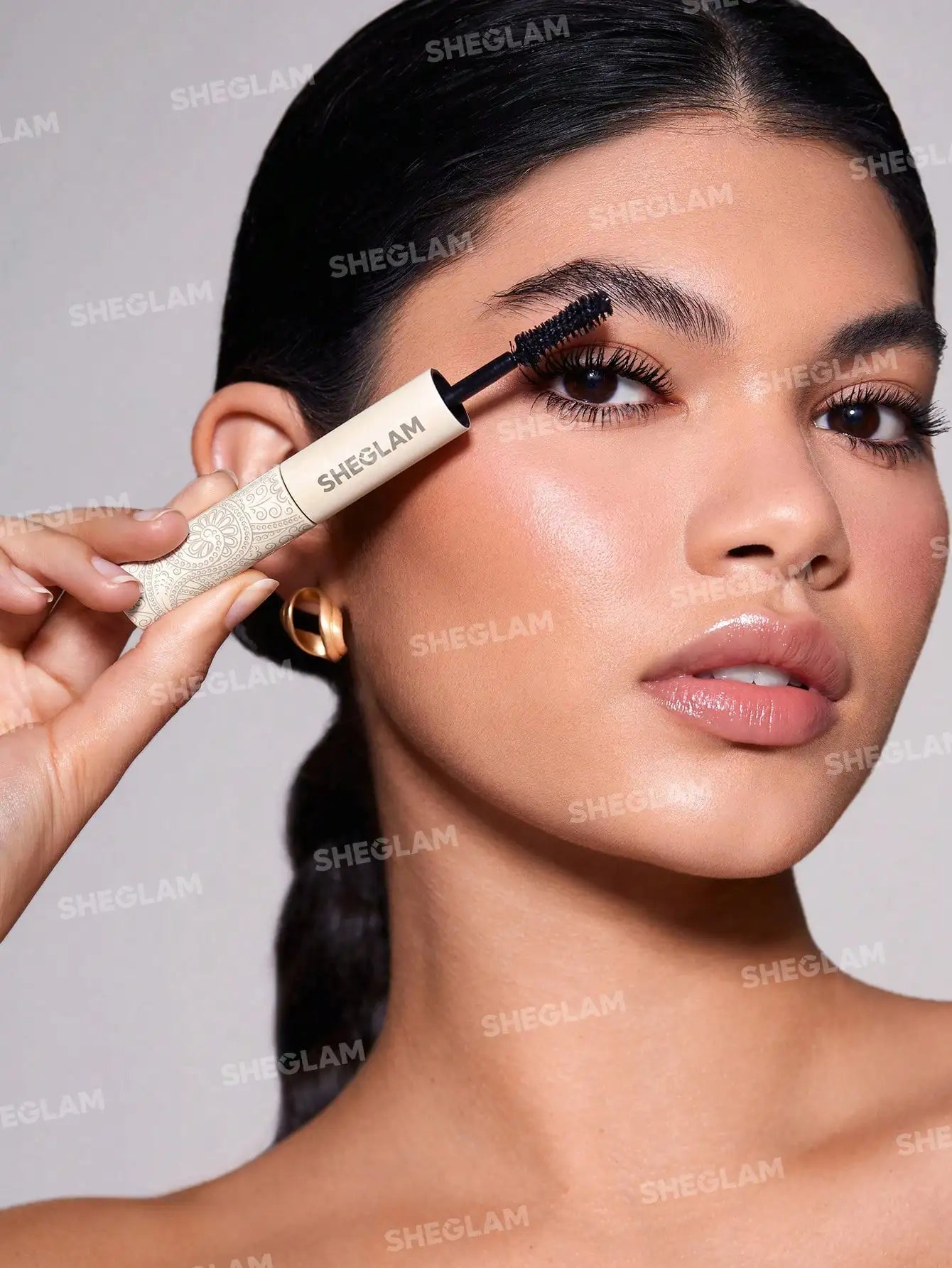SHEGLAM All-In-One Volume & Length Mascara – Washable Black