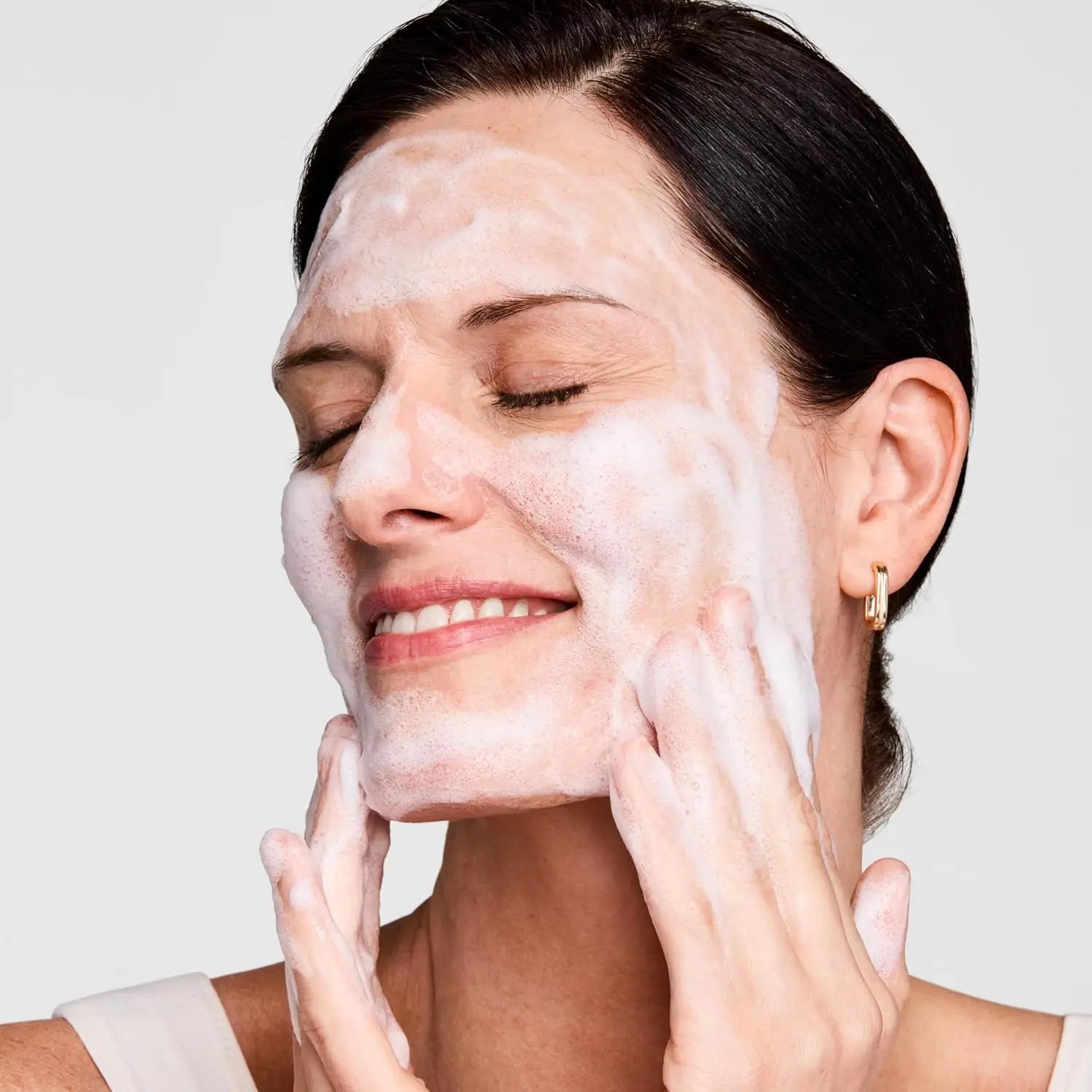 Estée Lauder Perfectly Clean Multi-Action Foaming Face Cleanser